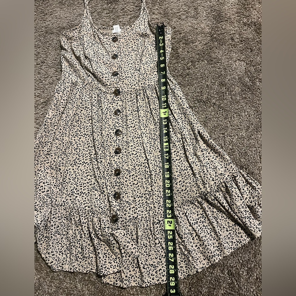Women’s Cheetah Button-Front Festival Boho Indie-Sleaze Dress Size Medium - Picture 8 of 8